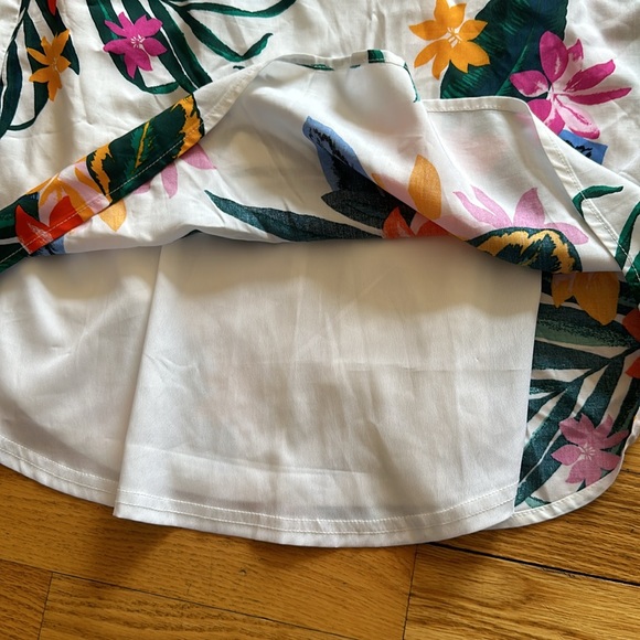 Old Navy Floral Dress - Picture 2 of 9